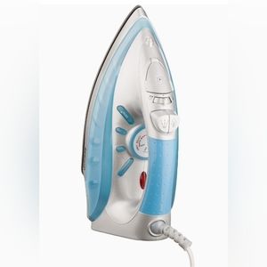Brentwood Non-Stick Steam Iron, Silver